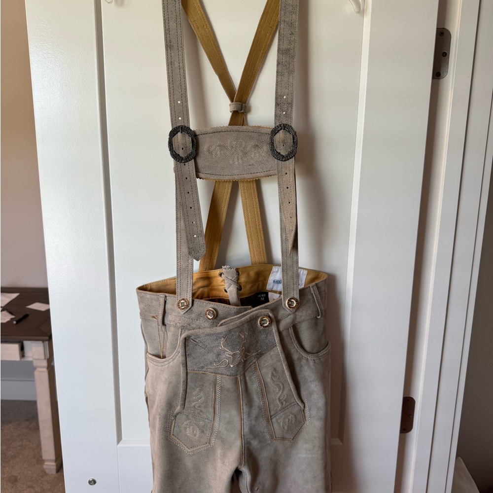 Men's Gray Lederhosen with Suspenders